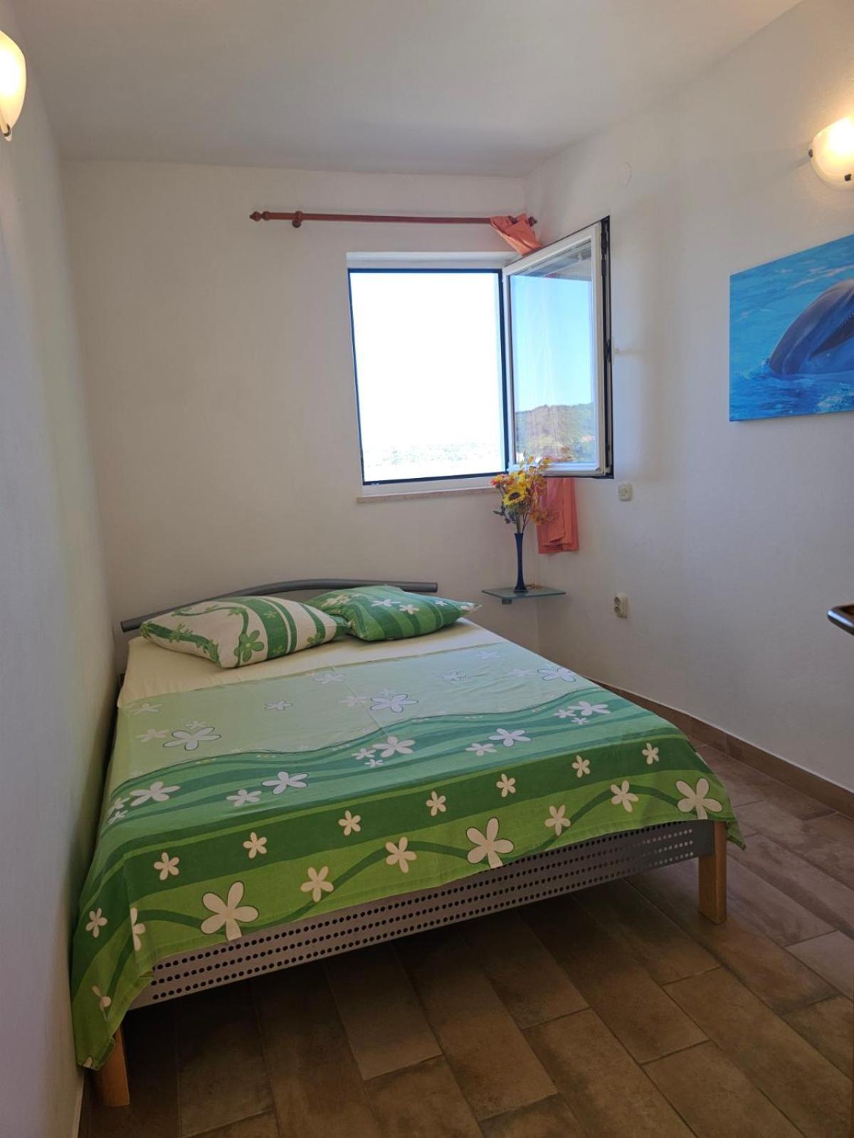 Apartment Jelena Раб Екстер'єр фото